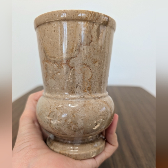 Small Warm Tan & Brown Marble Solid Stone Footed Vase Lots Of Beautiful Vaining - Picture 4 of 7